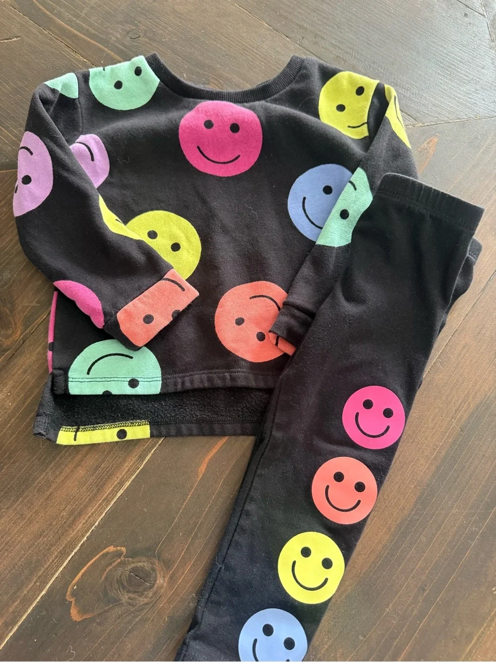 The Children’s Place Neon Smiley Face Set 2T